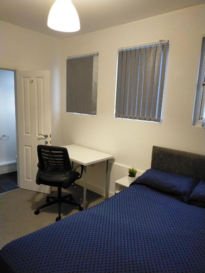 4 Bed Entire House - Heart Of The City - Near Sufc Sheffield Bagian luar foto