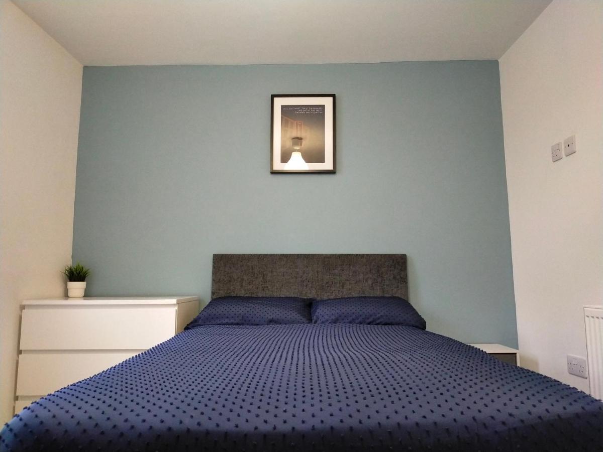 4 Bed Entire House - Heart Of The City - Near Sufc Sheffield Bagian luar foto