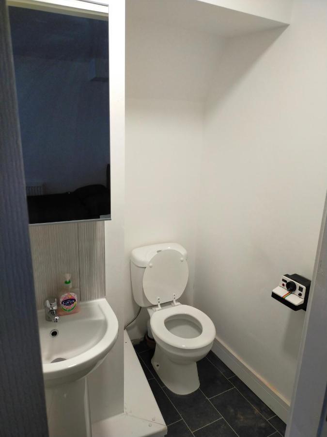 4 Bed Entire House - Heart Of The City - Near Sufc Sheffield Bagian luar foto
