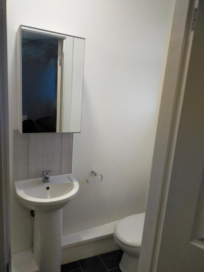 4 Bed Entire House - Heart Of The City - Near Sufc Sheffield Bagian luar foto