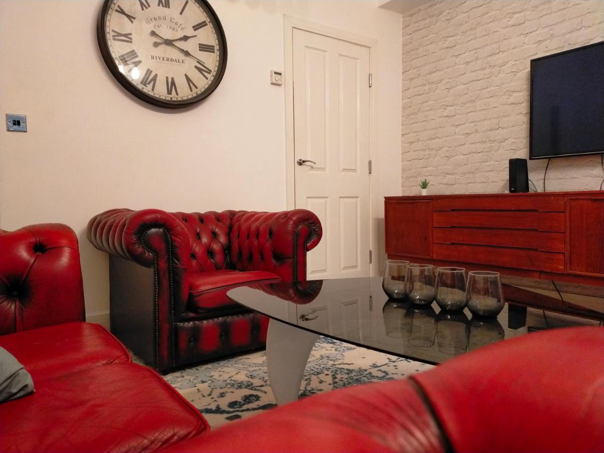 4 Bed Entire House - Heart Of The City - Near Sufc Sheffield Bagian luar foto